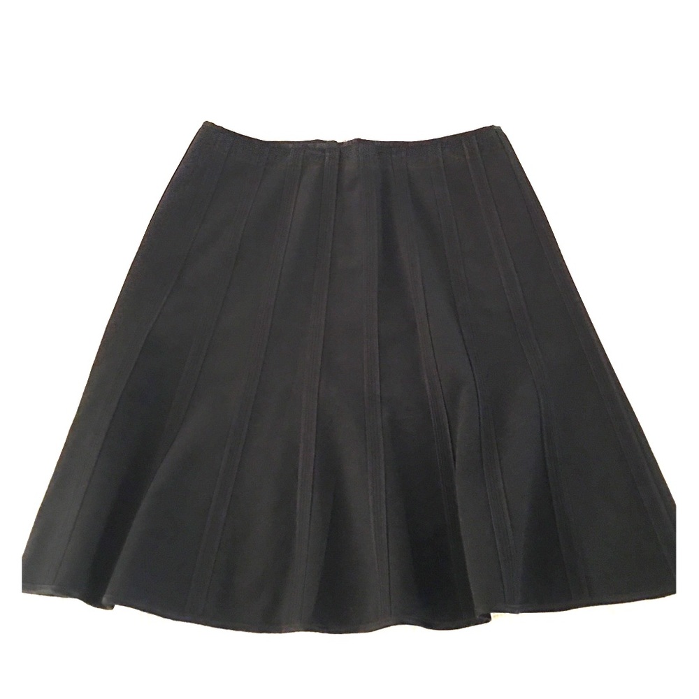 ⭐️Gorgeous Black Stretch A-line skirt